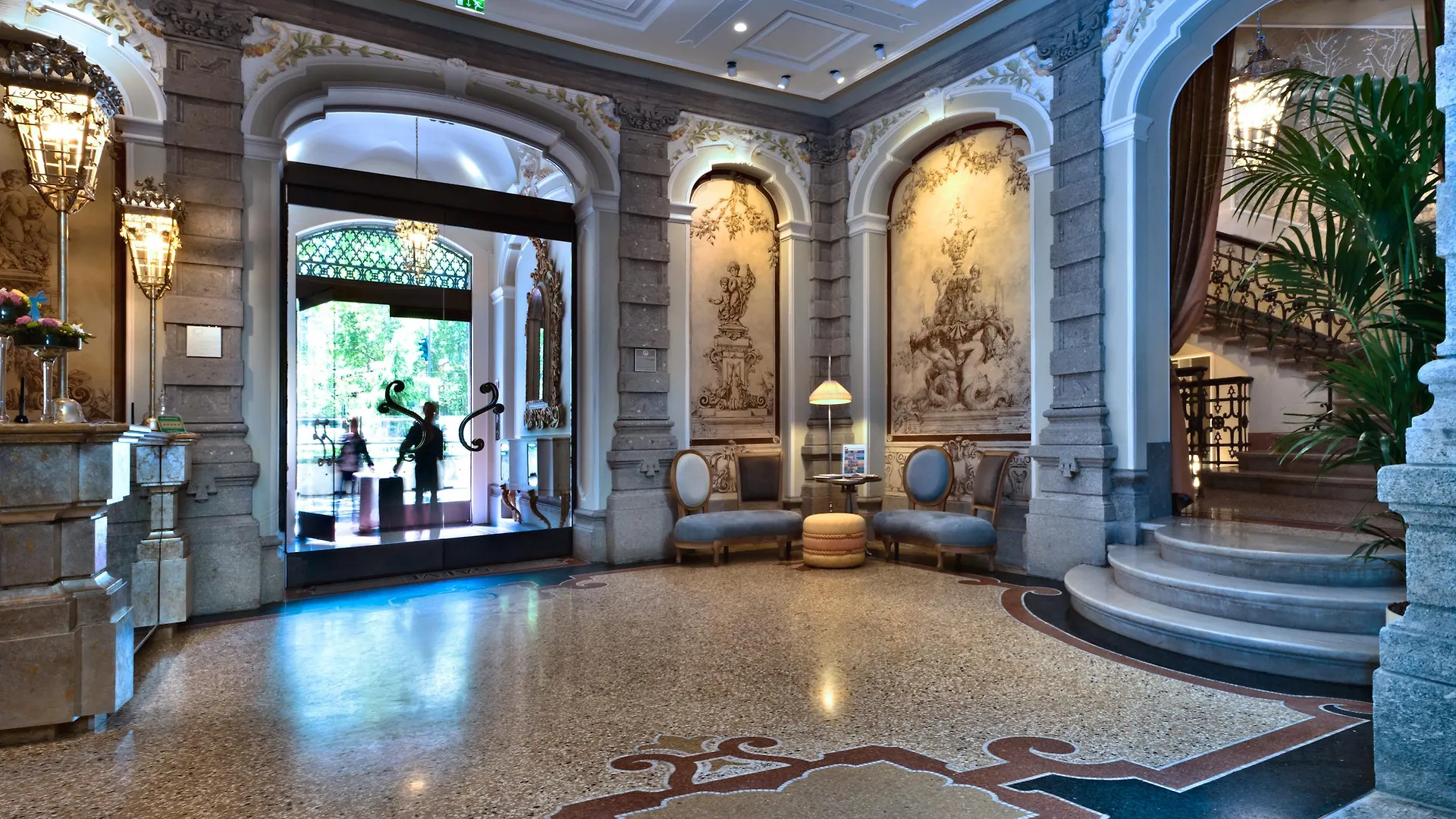 ***** Отель Chateau Monfort - Relais & Chateaux Милан Италия