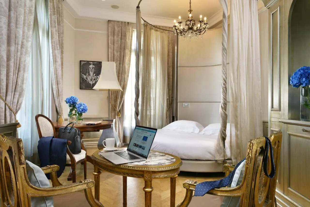 Отель Chateau Monfort - Relais & Chateaux Милан