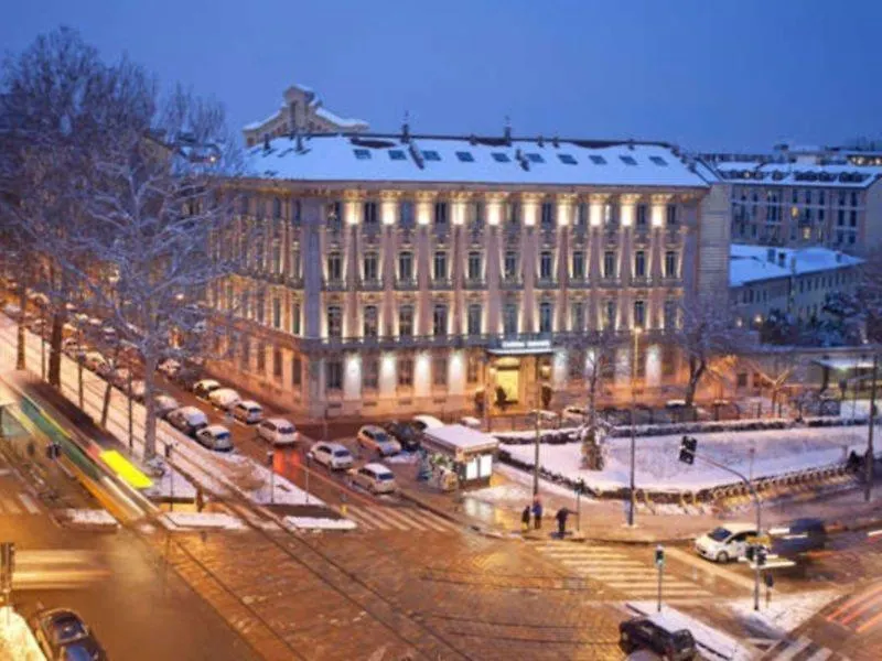 Chateau Monfort - Relais & Chateaux Милан 5*,