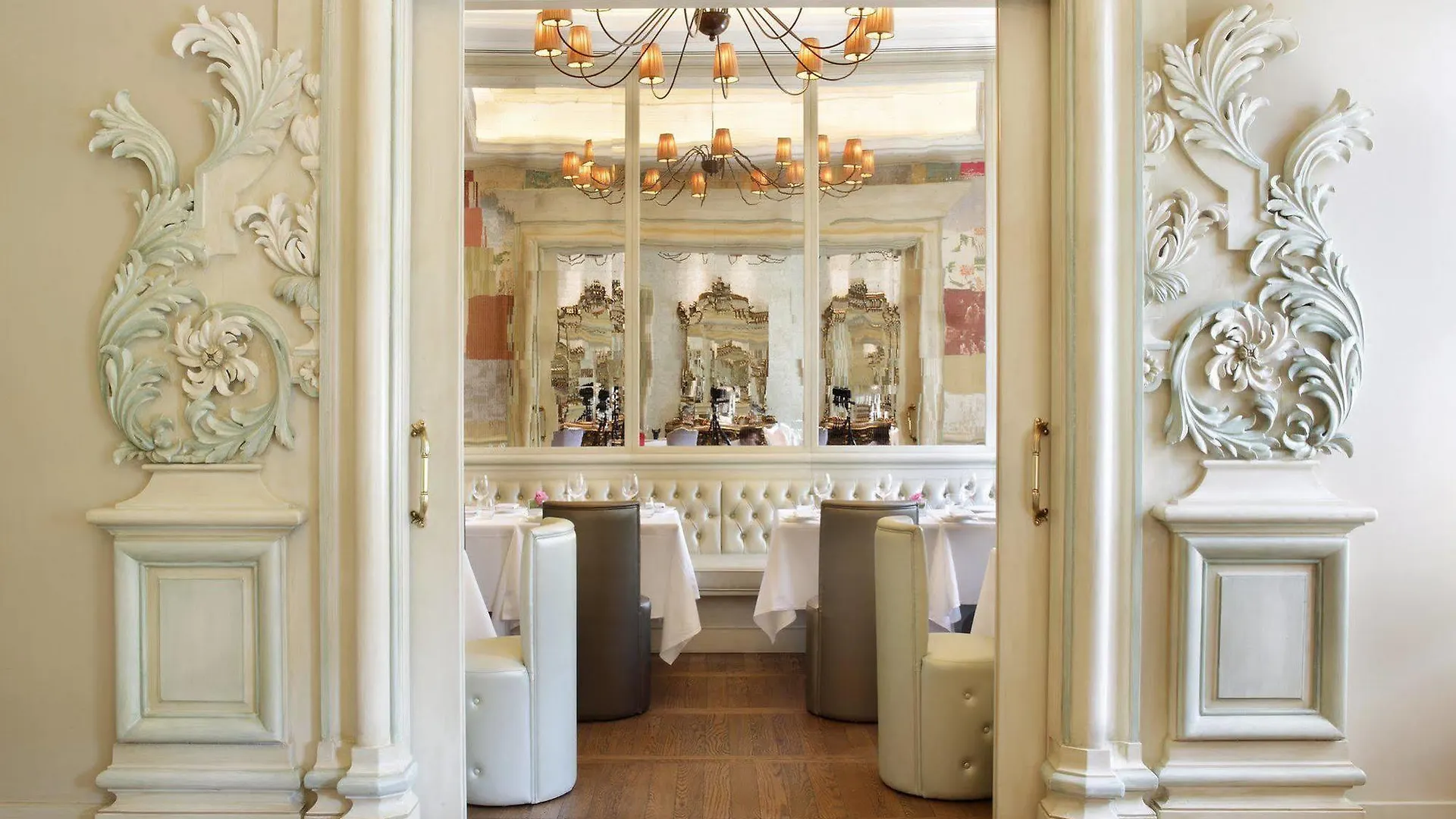 Chateau Monfort - Relais & Chateaux Милан Отель