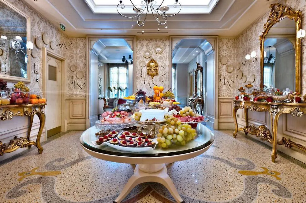 Chateau Monfort - Relais & Chateaux Милан 5*,  Италия