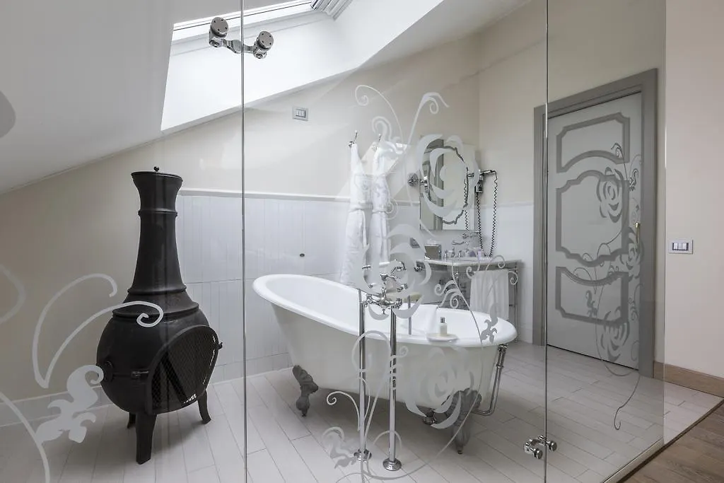 Chateau Monfort - Relais & Chateaux Milan Hotel