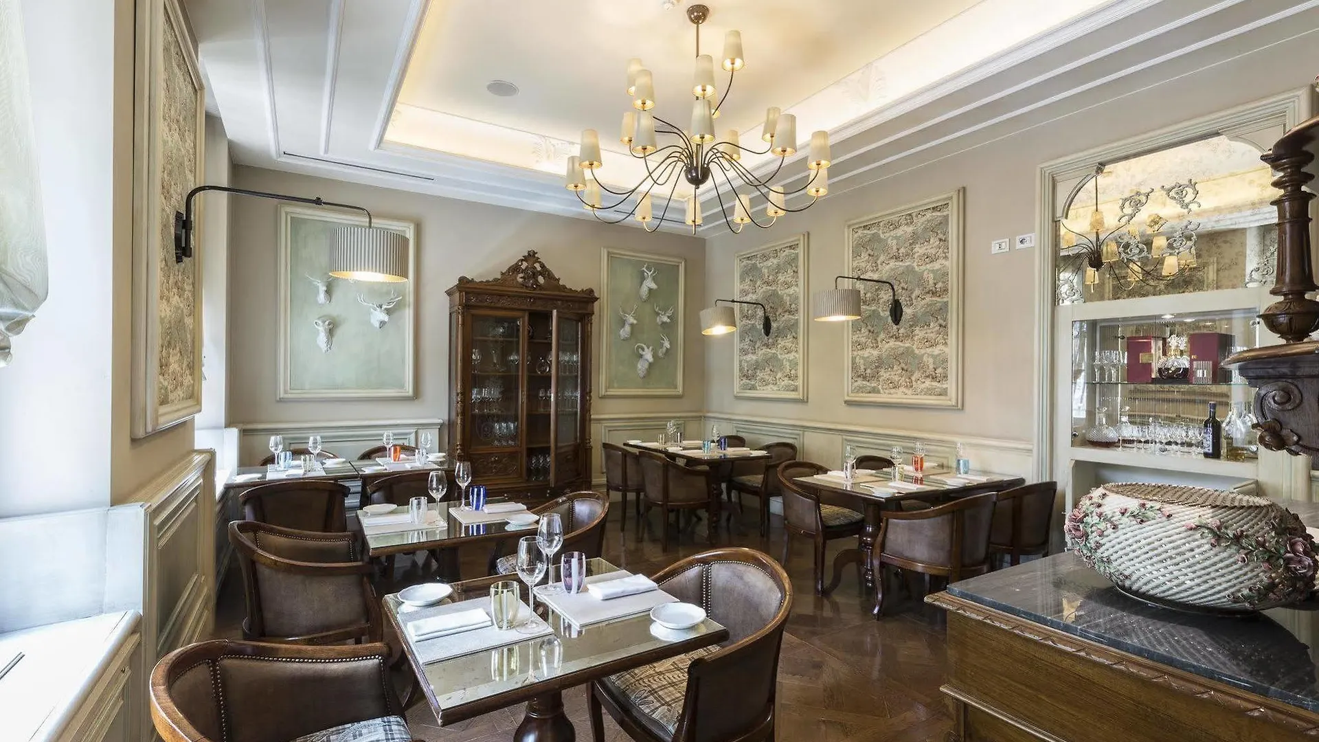 Château Monfort - Relais&Châteaux Milan 5*,